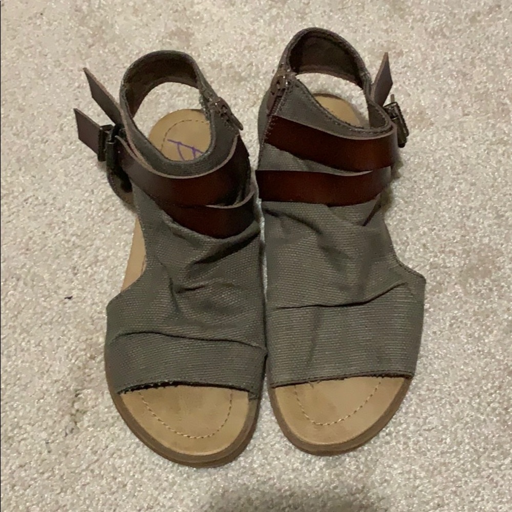 Brown Size 7.5